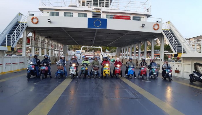 Greek Vespa Family Η μεγαλύτερη οικογένεια Vespa!